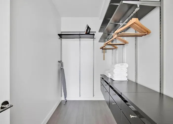 Апартаменты S Loop 2br W Pool Gym Next To Grant Park Chi-606 *