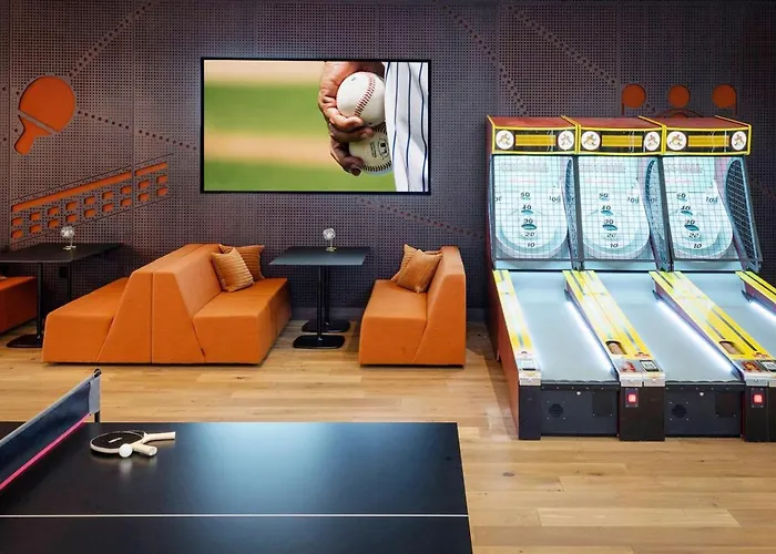 Апартаменты S Loop 2br W Pool Gym Next To Grant Park Chi-606 *